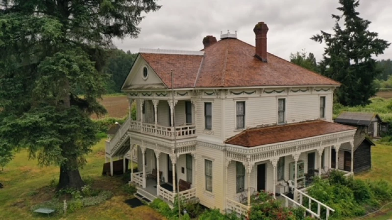 Auburn Roof Replacement with Cedar 16in Perfection Shingles