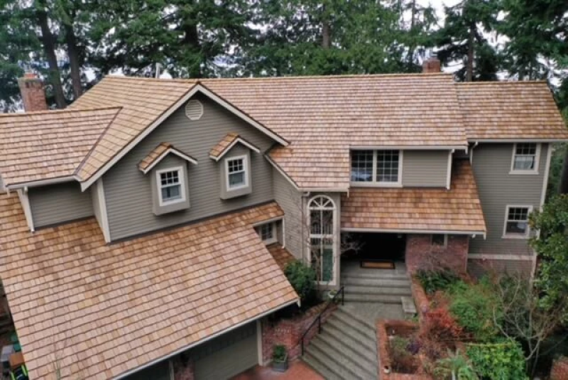 Wood Shingle Roofing Image #3