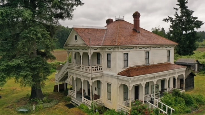 Wood Shingle Roofing Image #9